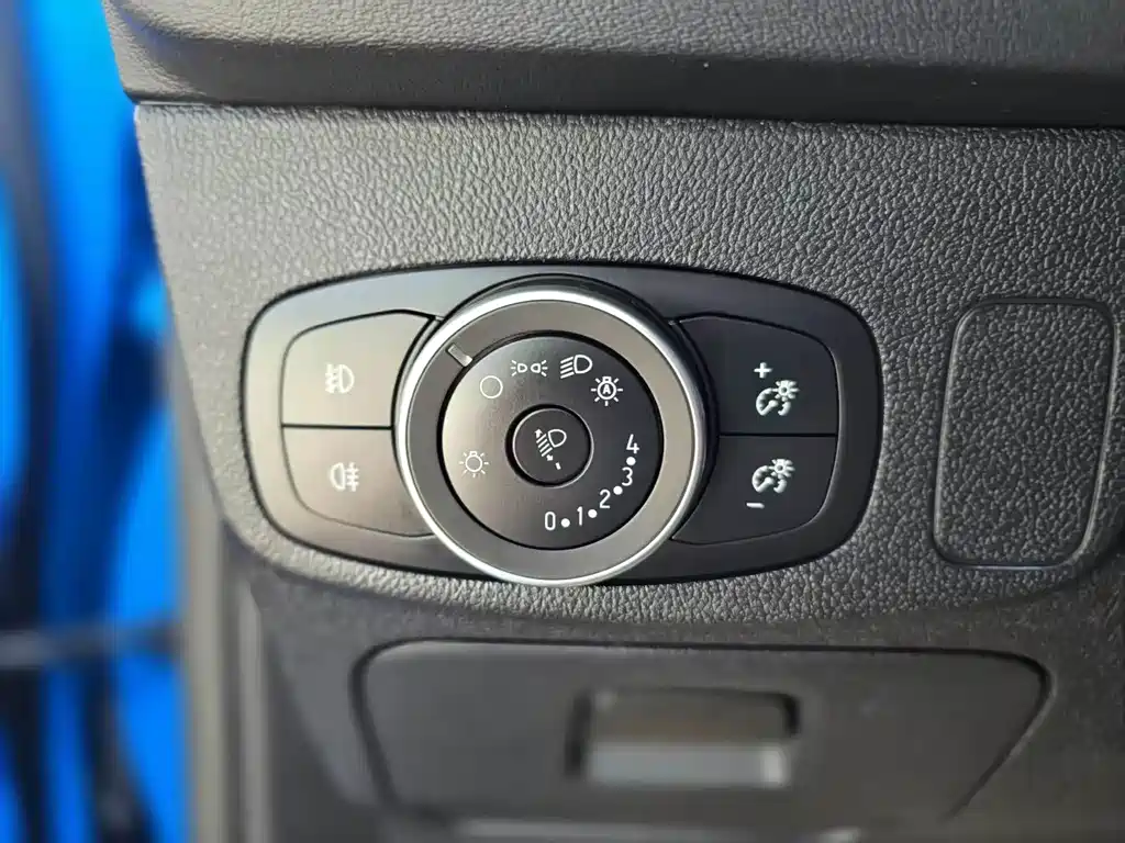 Ford Focus — миниатюра 26