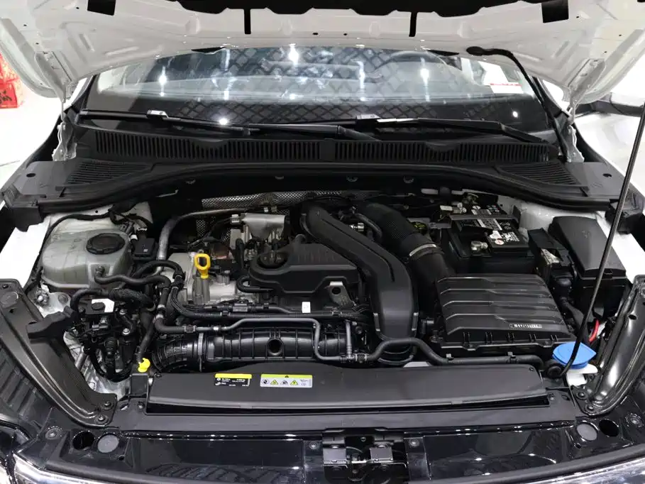 Volkswagen Sagitar — миниатюра 24
