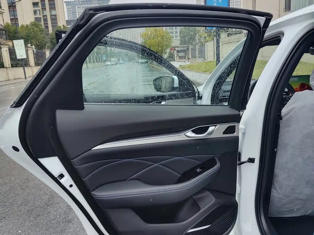 Geely Preface 2026 1.5TD