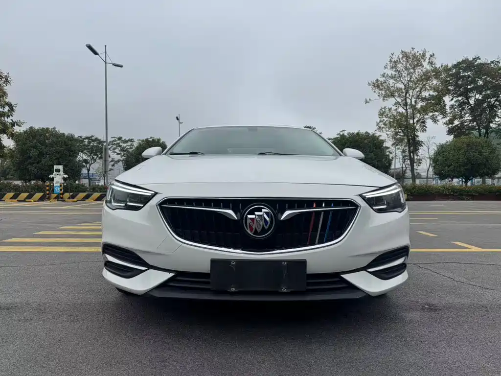 BUICK REGAL