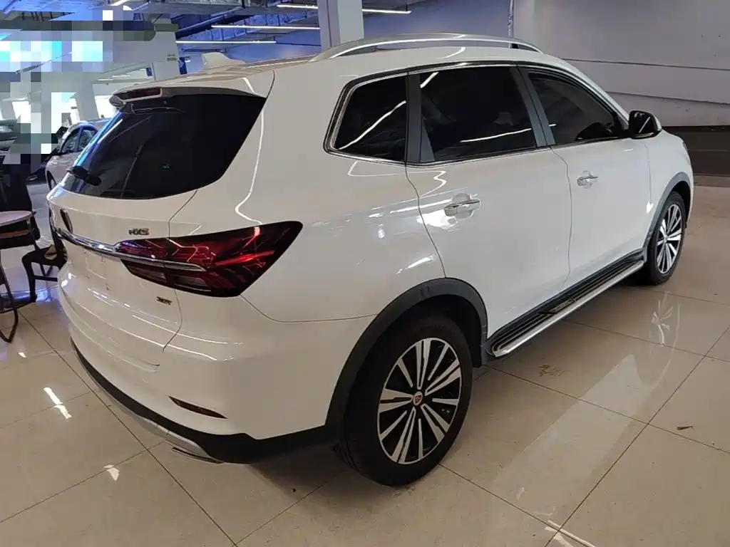 Roewe RX5 — миниатюра 7