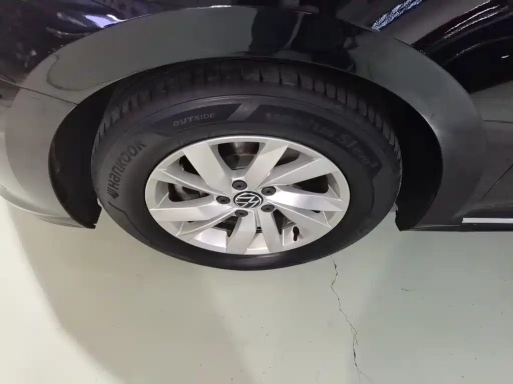 Volkswagen Passat — миниатюра 23