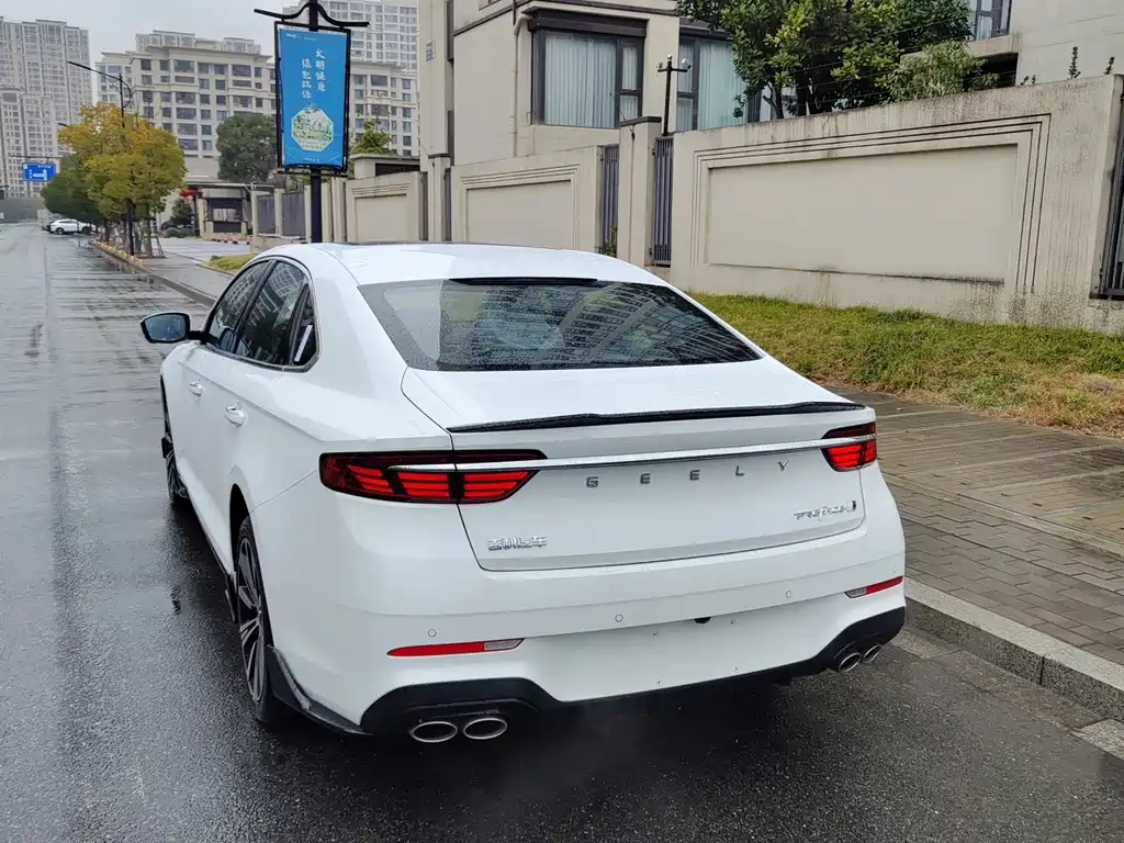 Geely Preface 2026 1.5TD
