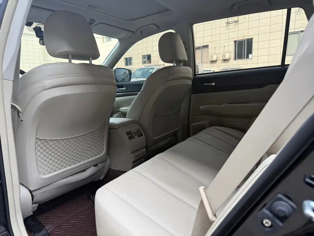 Subaru Outback 2012 2.5i Luxury
