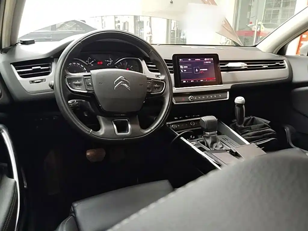 Citroen C5 — миниатюра 10