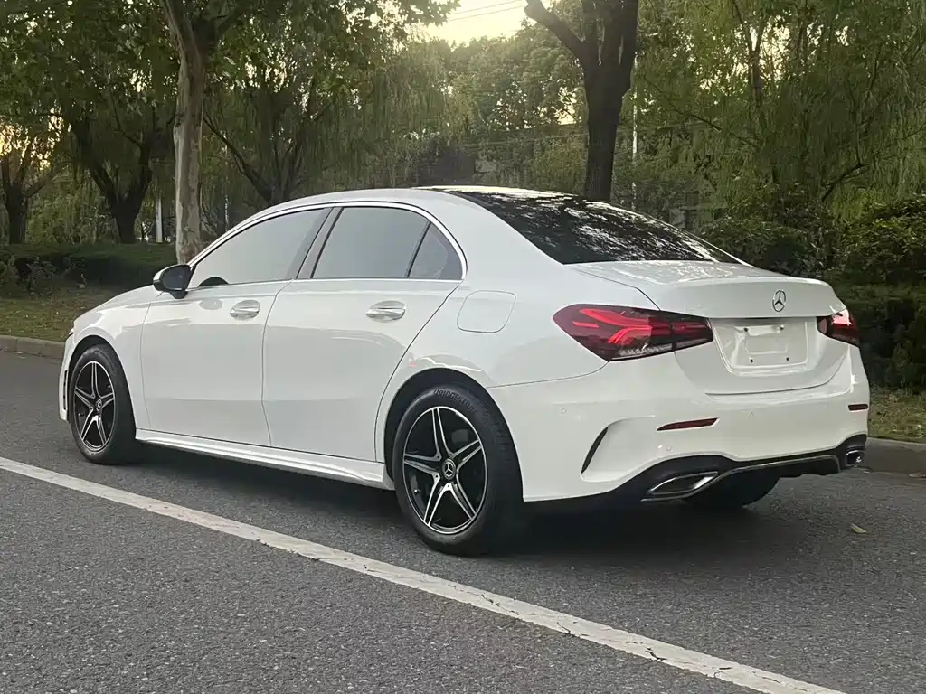 MERCEDES-BENZ A CLASS