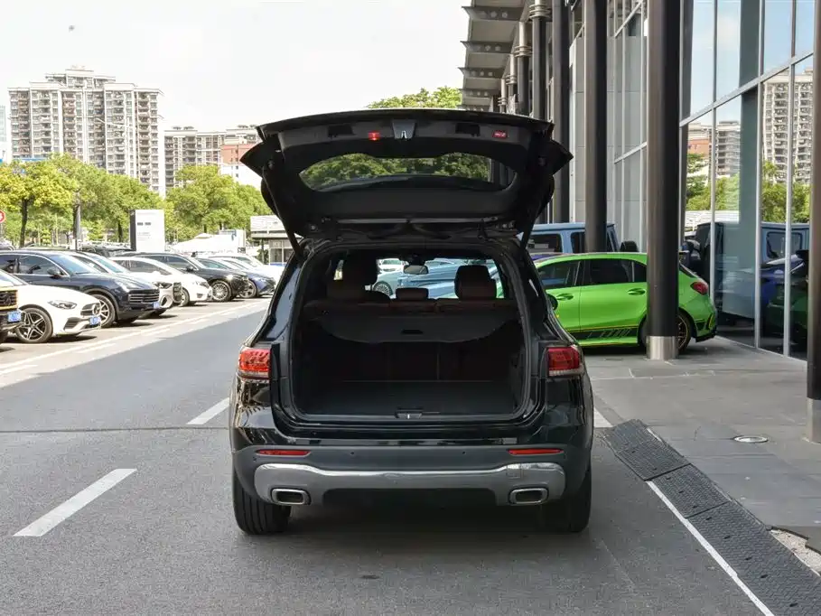 Mercedes-Benz GLB — миниатюра 12
