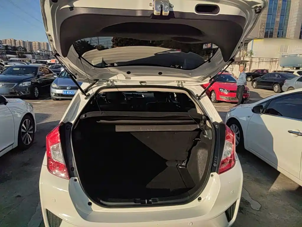 Honda Fit — миниатюра 19