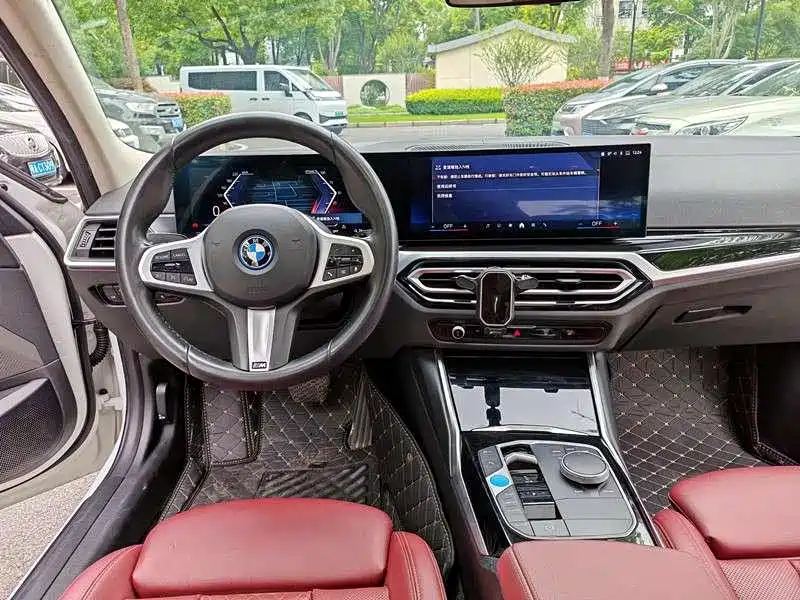 BMW i3 — миниатюра 13