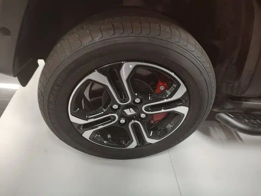 Baojun Yueye — миниатюра 23
