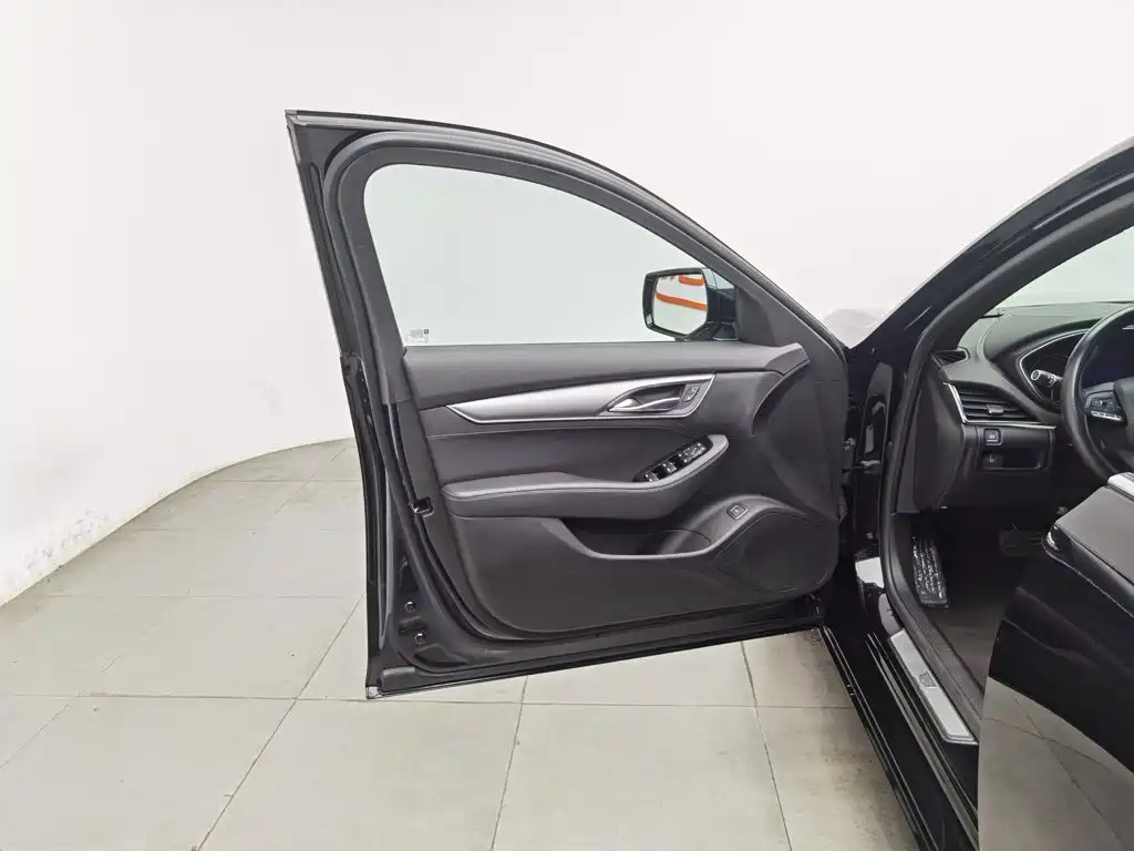 Cadillac CT5 2022 28T Luxury ( Standard )