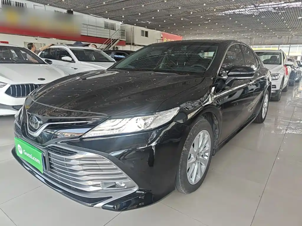 Toyota Camry — миниатюра 2