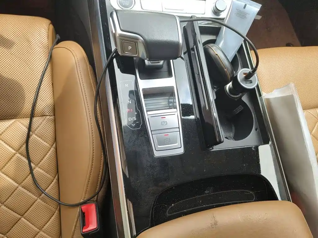 Audi A8 — миниатюра 7