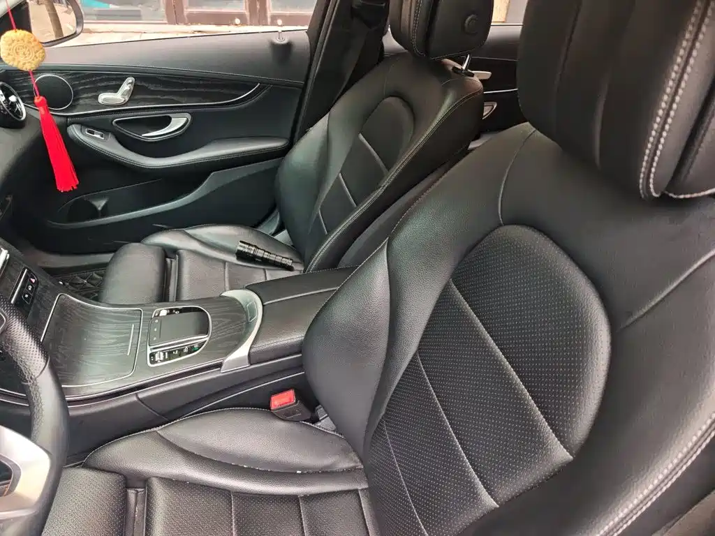 Mercedes-Benz C-Class — миниатюра 8