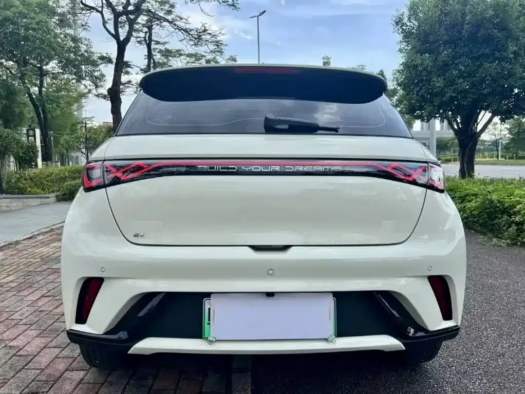 BYD Dolphin — миниатюра 8