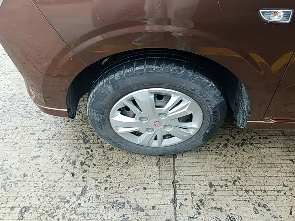 Wuling Hongguang — миниатюра 23