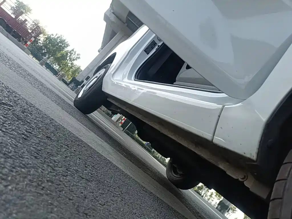 Wuling MINIEV — миниатюра 21