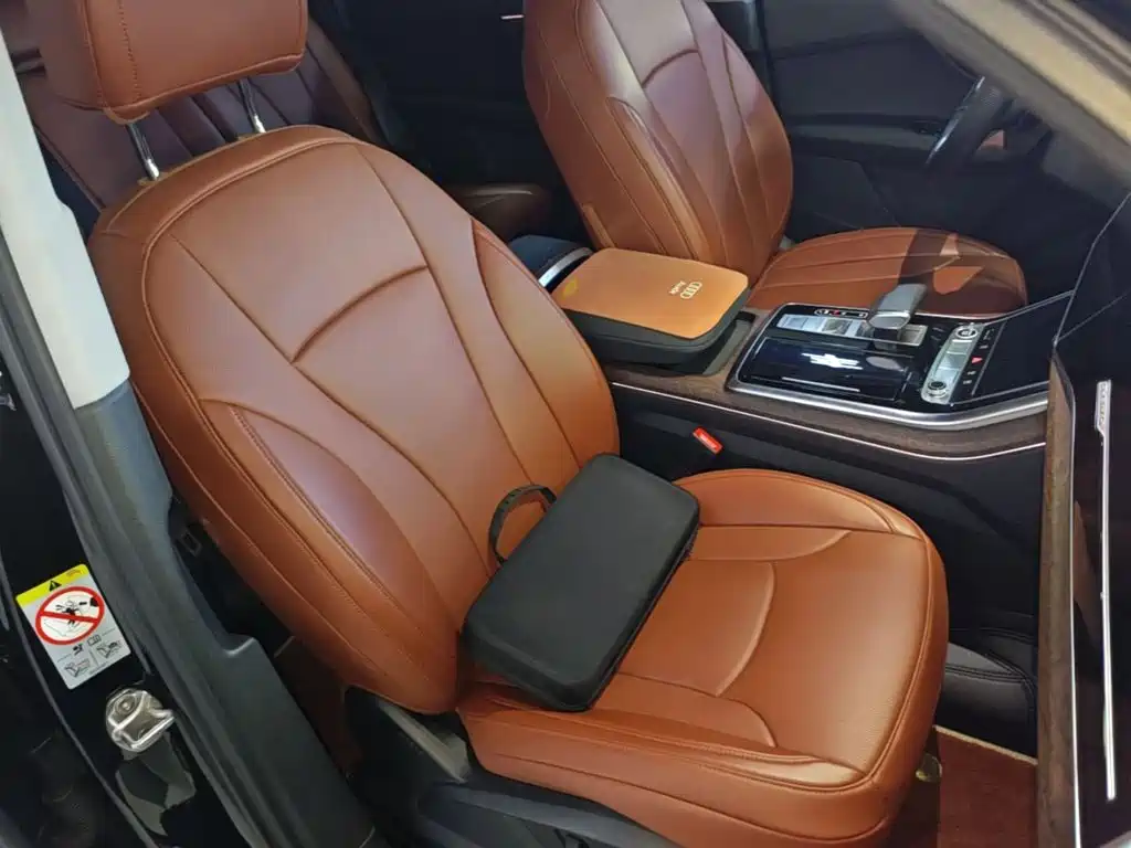 Audi Q7 — миниатюра 25