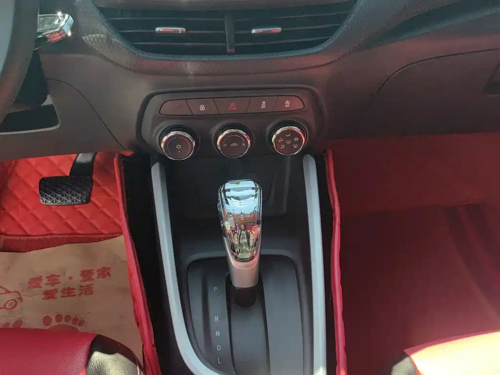 Chevrolet Cavalier — миниатюра 7