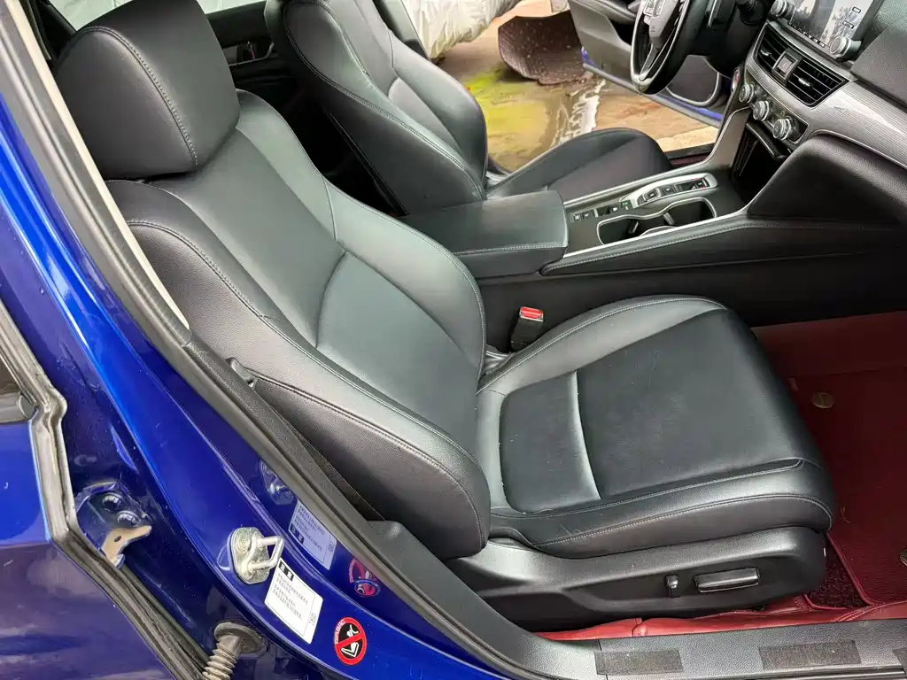 Honda Accord 2018 2.0L VI