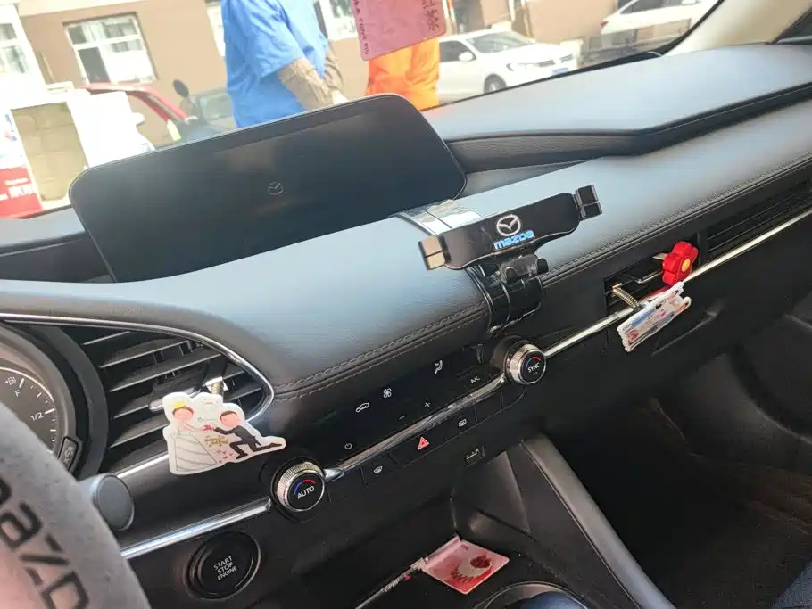 Mazda 3 Axela — миниатюра 13