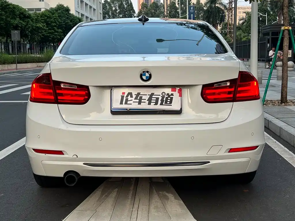 BMW 3 Series — миниатюра 25