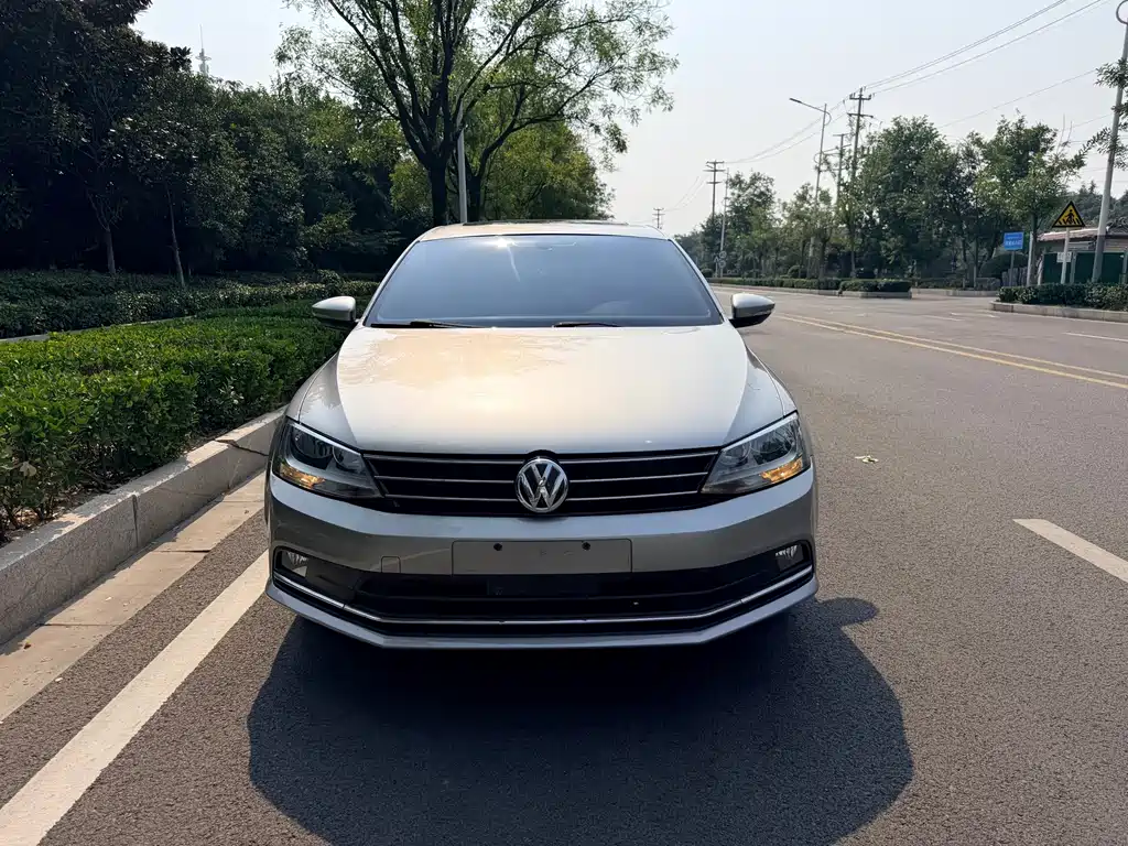 Volkswagen Sagitar — миниатюра 2