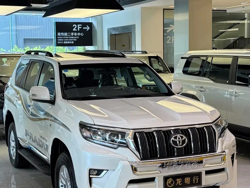 Toyota Land Cruiser Prado 2023 4.0L