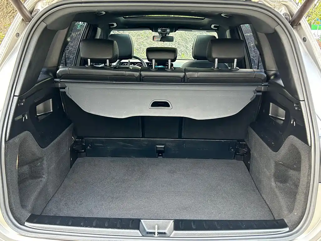 Mercedes-Benz GLB — миниатюра 7
