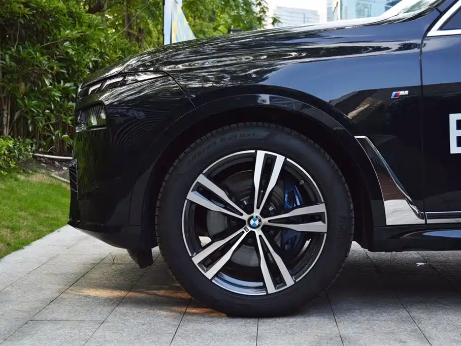 BMW X7 — миниатюра 16