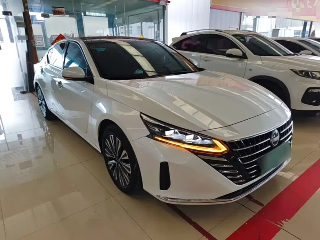 Nissan Teana — миниатюра 4