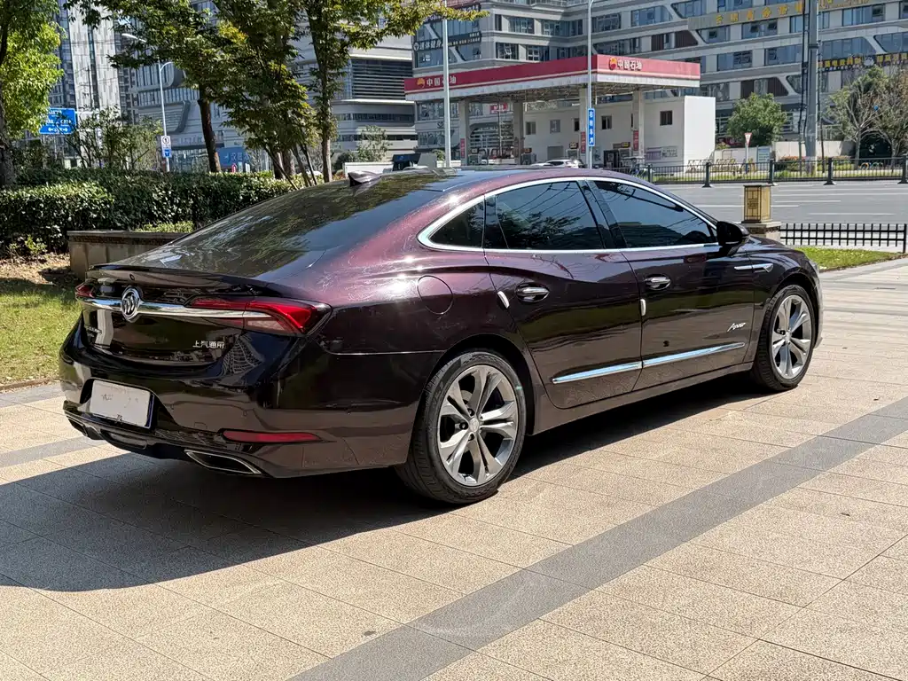 Buick LaCrosse — миниатюра 4