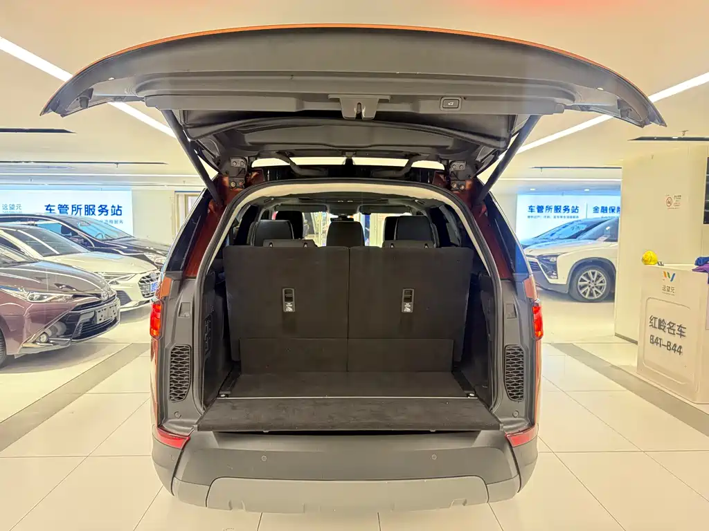 Land Rover Discovery — миниатюра 8
