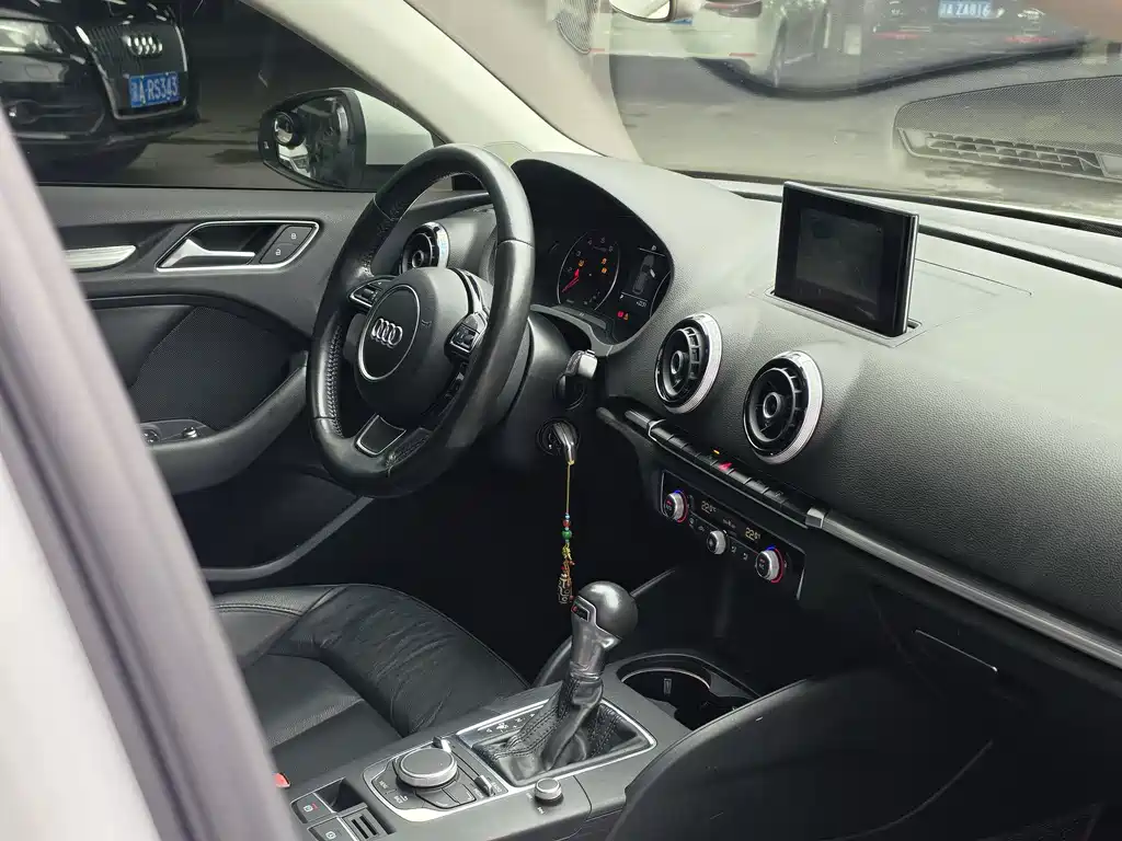 Audi A3 — миниатюра 9