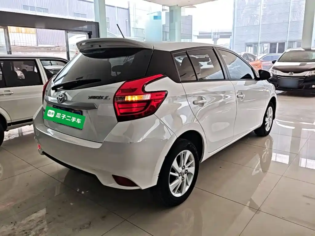 Toyota Yaris L — миниатюра 7
