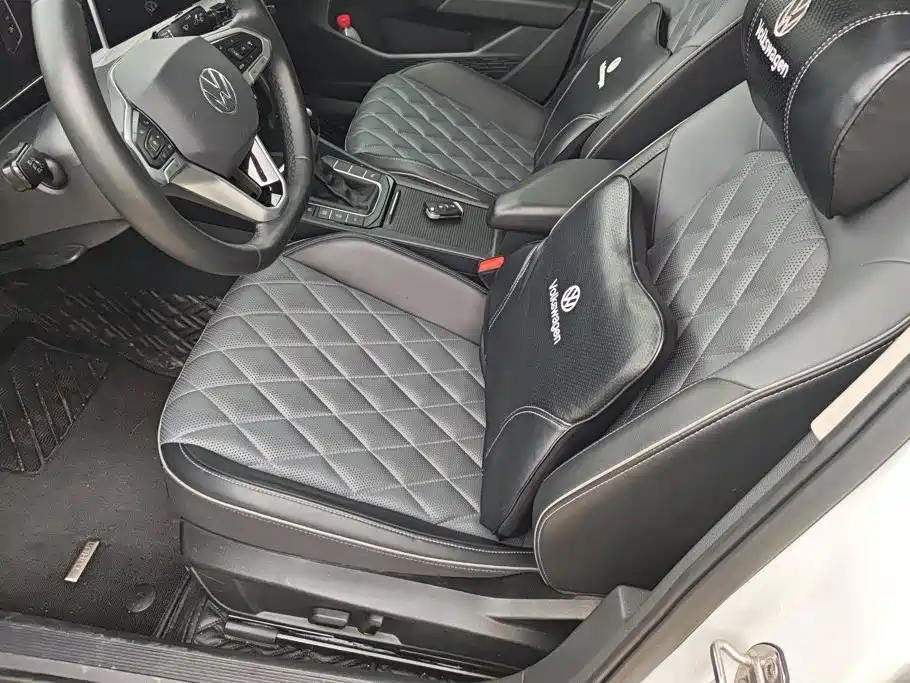 Volkswagen Sagitar — миниатюра 9