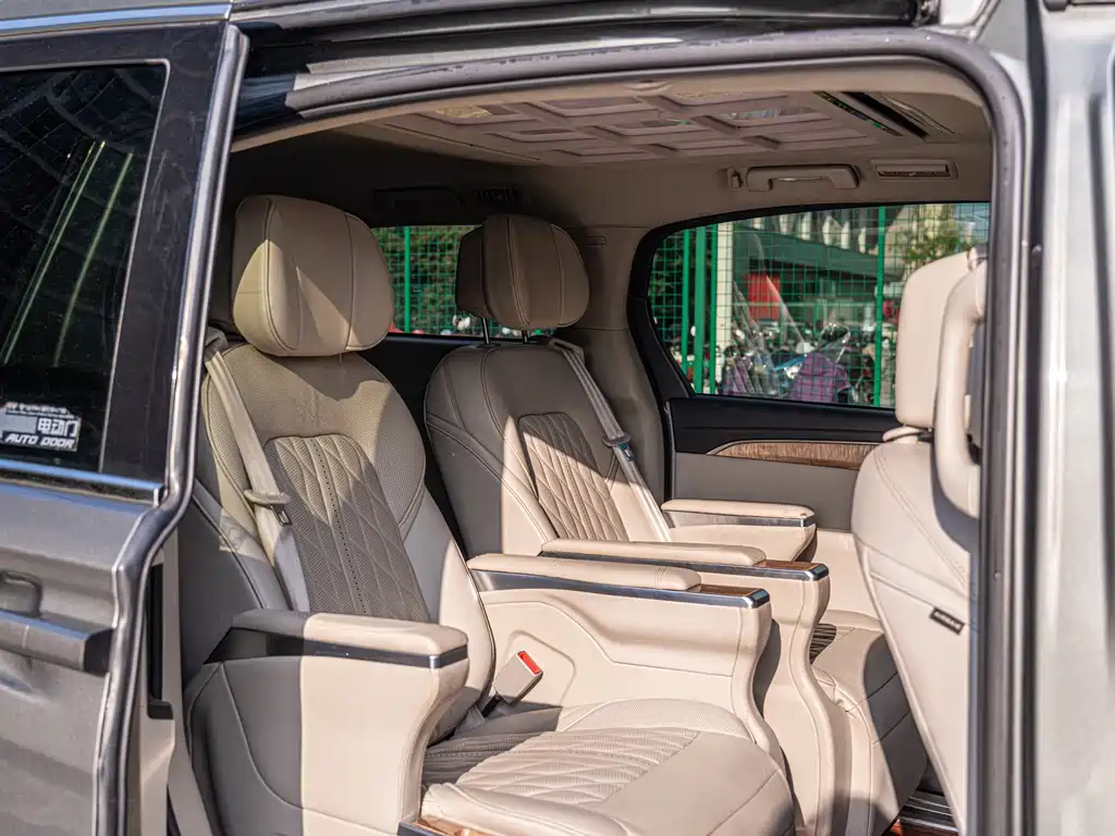 Buick GL8 2017 ES 28T Comfort V