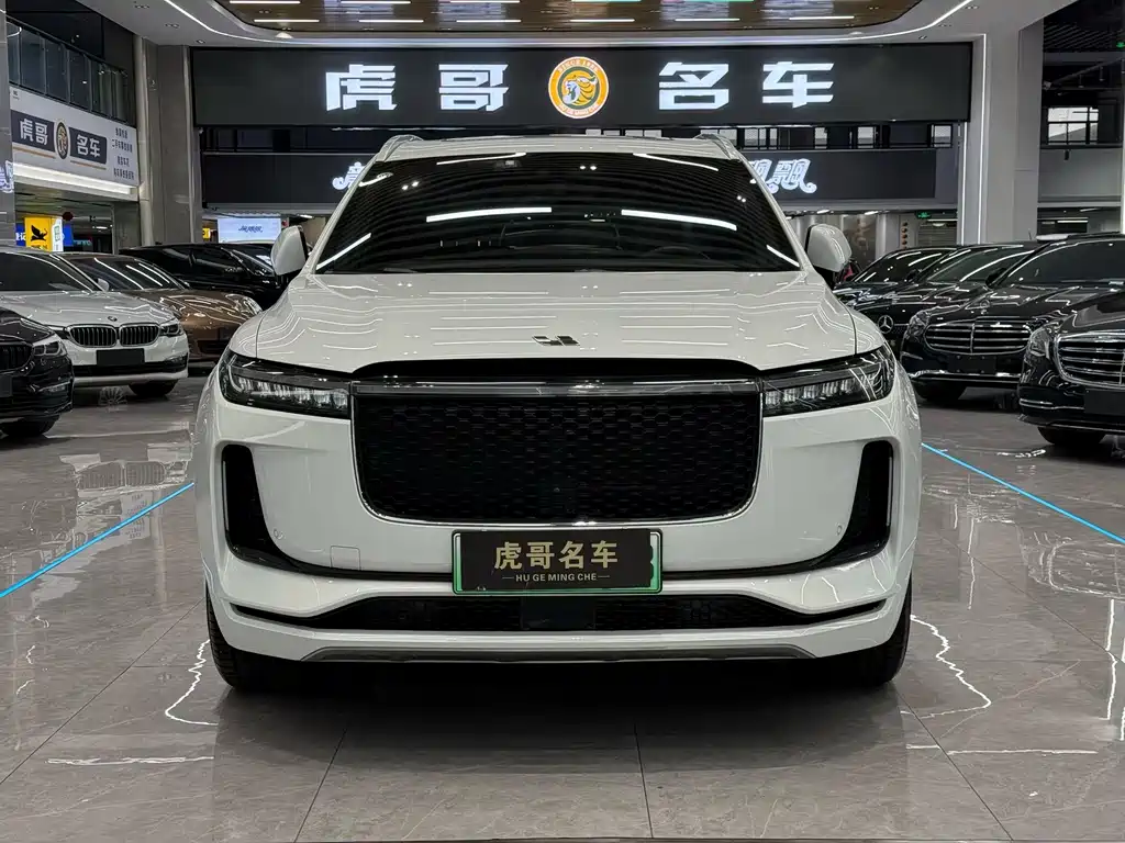Li Auto Li ONE — миниатюра 2