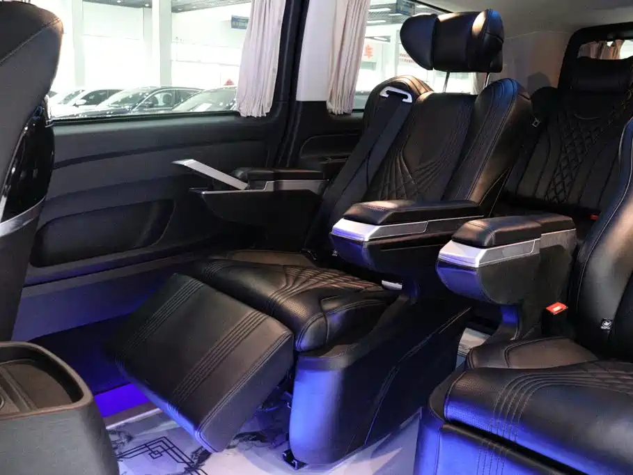 Mercedes-Benz Vito — миниатюра 14