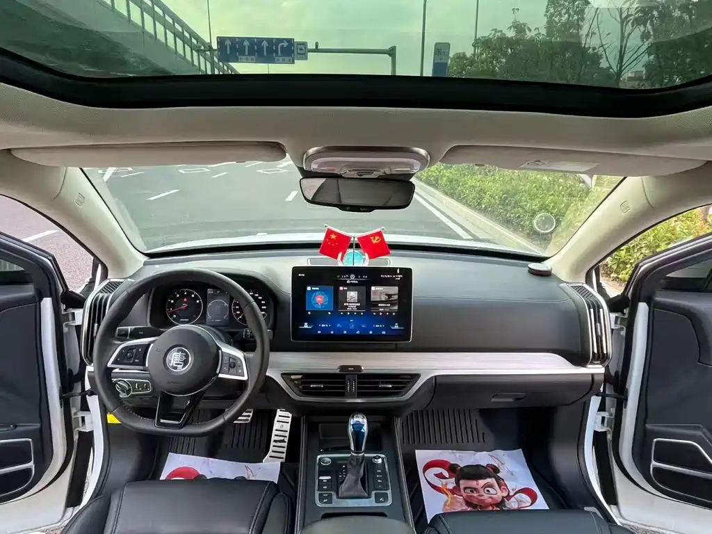 BYD Tang — миниатюра 6