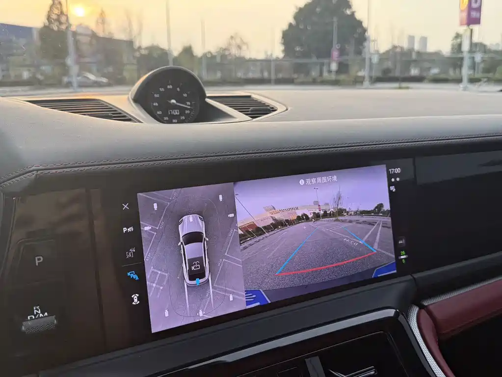 Porsche Panamera — миниатюра 17