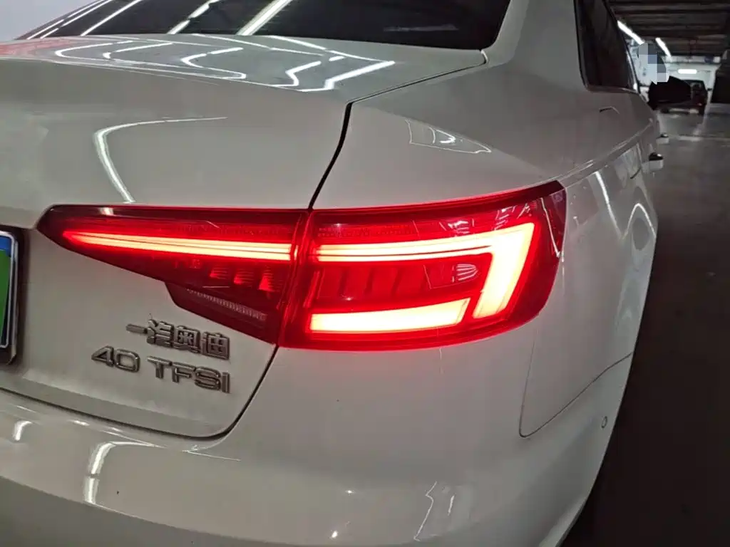 Audi A4L — миниатюра 8