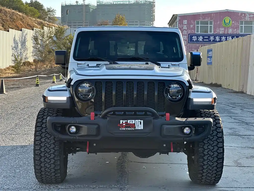 Jeep Gladiator — миниатюра 2
