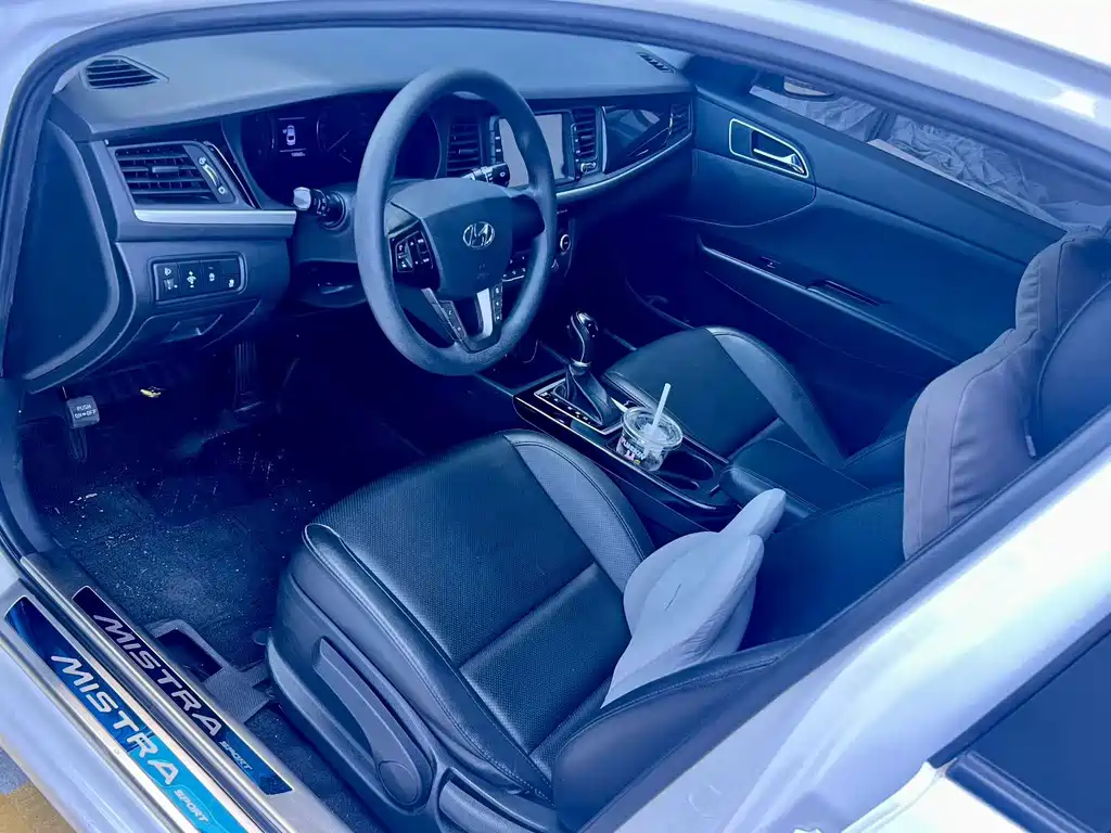 Hyundai Mistra — миниатюра 7