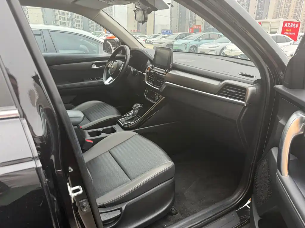Kia Sportage — миниатюра 6