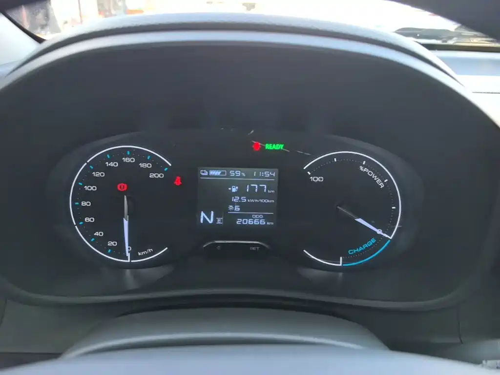 Wuling Hongguang EV — миниатюра 12