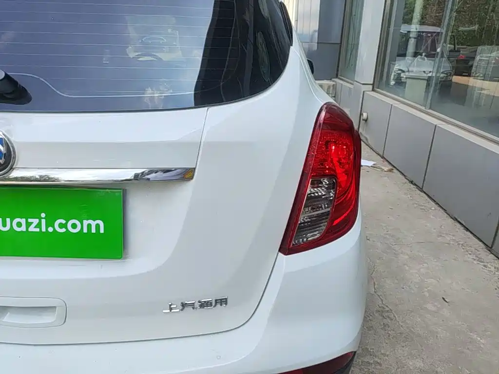 Buick Encore — миниатюра 8