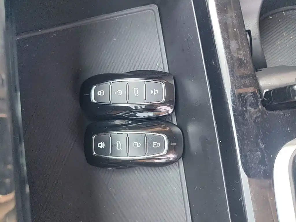 Ford Equator Sport — миниатюра 9