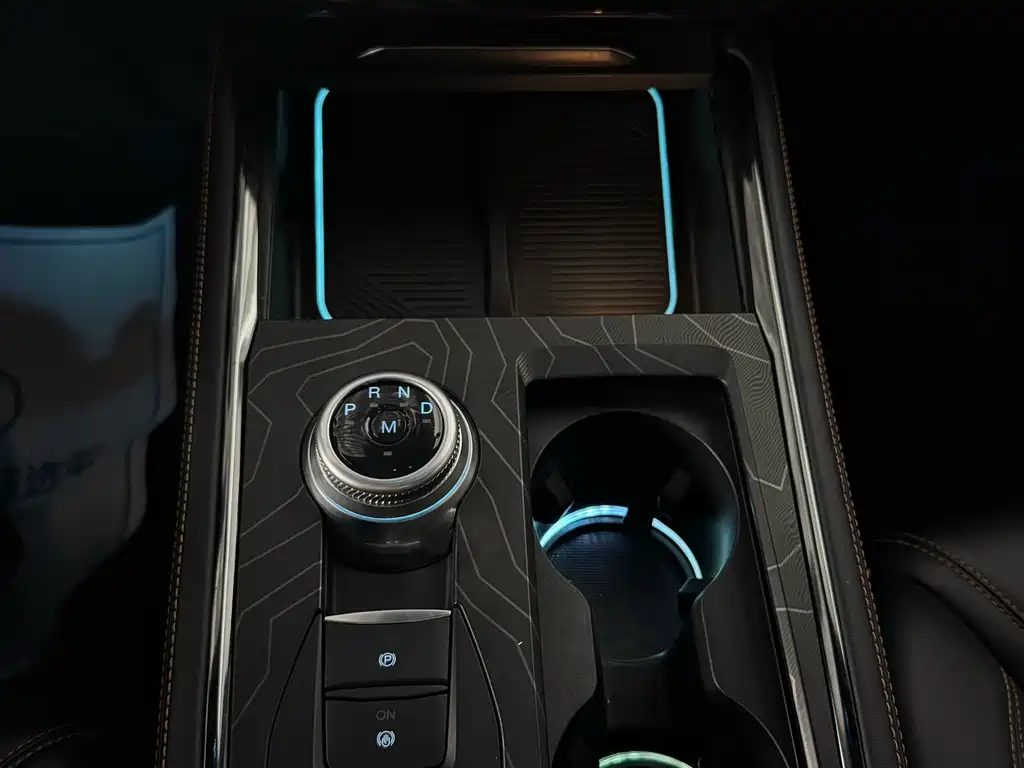 Ford Explorer — миниатюра 16