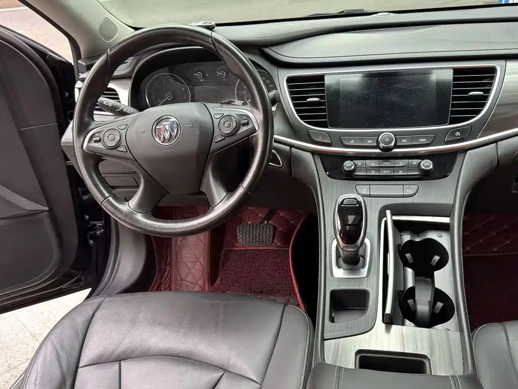 Buick LaCrosse — миниатюра 9